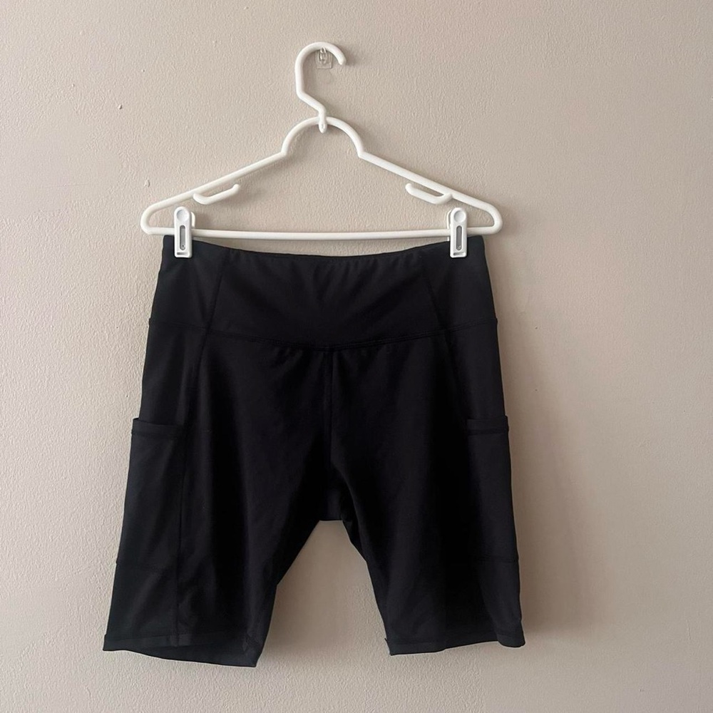 biker shorts